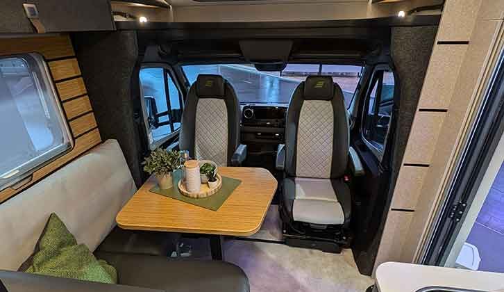 The cabin in the Hymer ML-T 570 Crossover